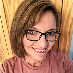 Meet your Posher, Shari